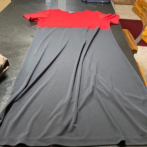 Style and co collection  1x 100%  polyester red and black